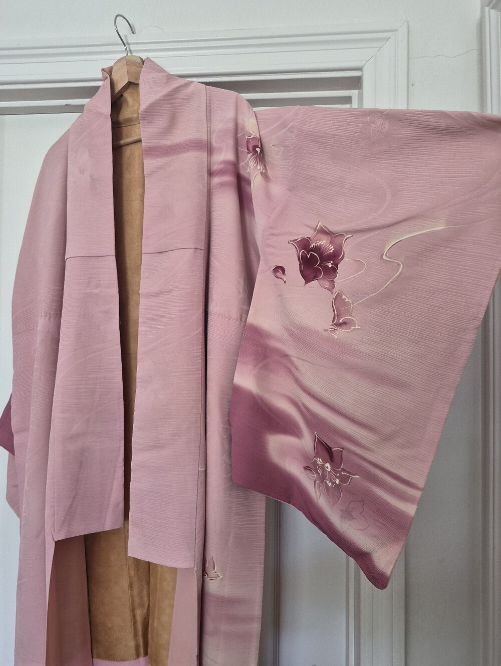 Authentic Japanese Pink Floral Silk Kimono Robe